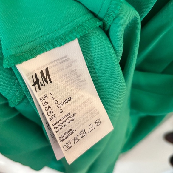 Flounced H&M emerald green dress - Picture 5 of 9